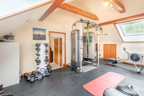 8573874-interior41.jpg