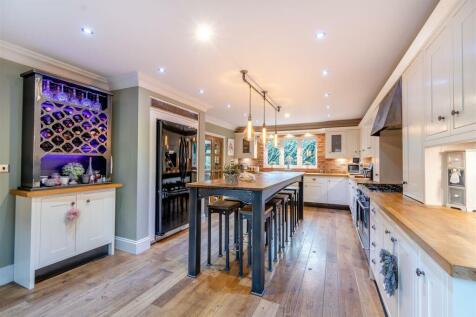 8627183-interior03.jpg