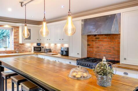 8627183-interior04.jpg