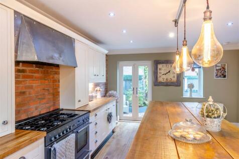 8627183-interior06.jpg
