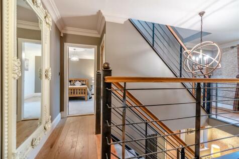 8627183-interior39.jpg