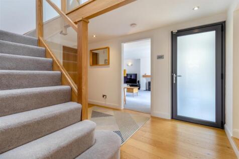 8604544-interior21.jpg