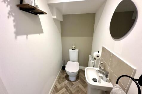 CLOAKROOM/WC