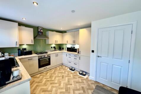 kitchen 3.jpg