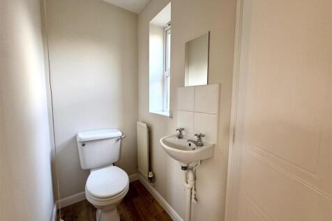WC/CLOAKROOM