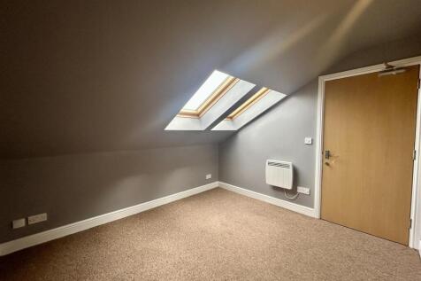 Entrance hallway/Study Space.jpeg