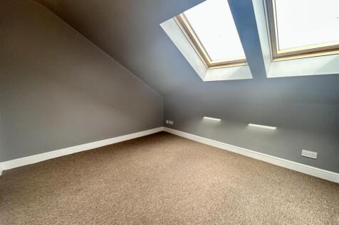Entrance hallway/Study Space.jpeg