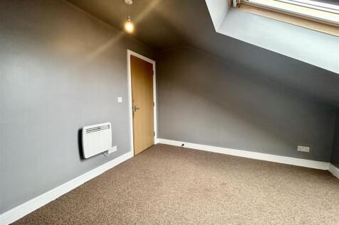 Bedroom 1.jpeg