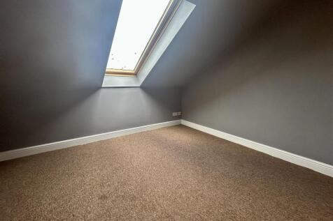Bedroom 1.jpeg