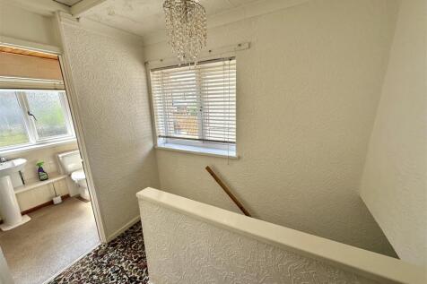 FIRST FLOOR STAIRS AND LANDING