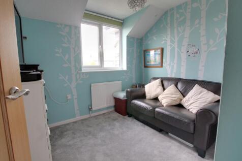 BEDROOM FIVE