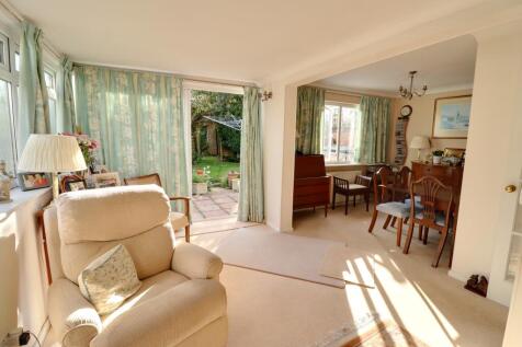 ANNEXE LOUNGE
