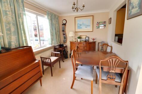 ANNEXE DINING ROOM