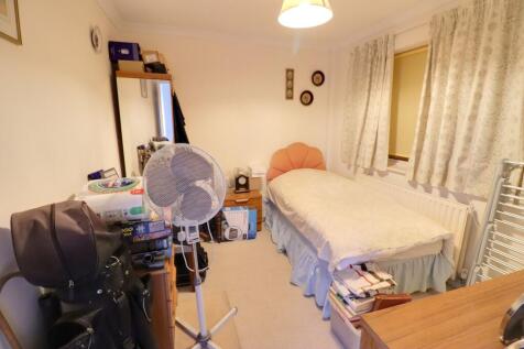 ANNEXE BEDROOM