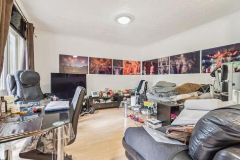 Dining / Living Room