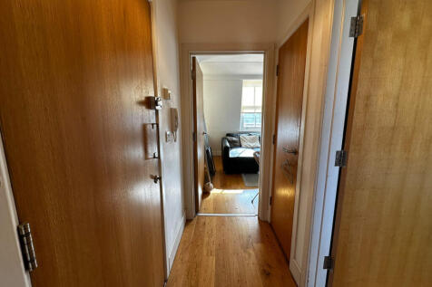 Stamford Road, Dalston, N1 photo 3