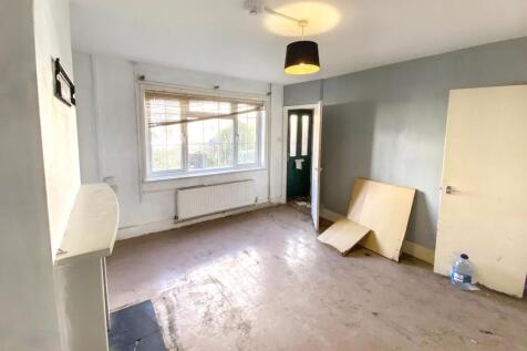 159 Wood Lane, Chippenham, Wiltshire, SN15 3EA