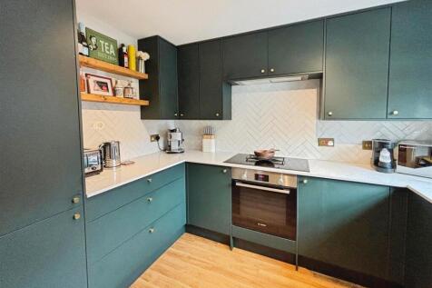 0080cd6e-Photo 2011-6-25 2C 2013 2026 2028.jpg