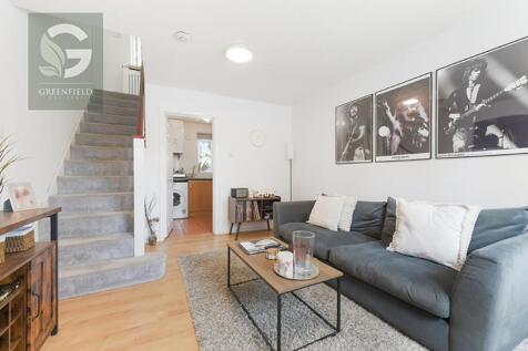 Spring Mews, off Old Schools Lane, Ewell Village, Epsom, KT17 1TW