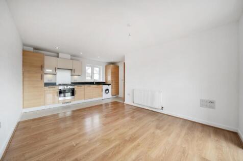 kitchen-lounge.jpg