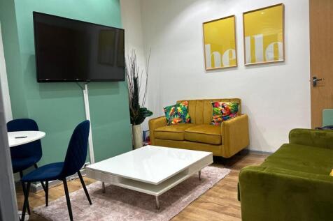 Living room 58 Edge.jpg