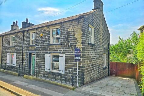 Cottage With Drive