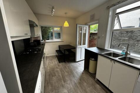 Thackeray Road,  photo 3