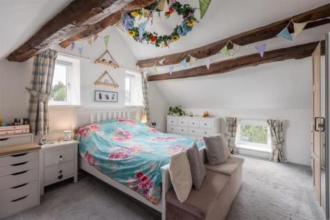 Brook Lane 31 Bedroom 1-2.jpg