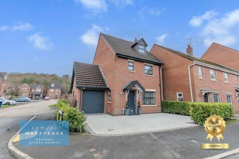 Outstanding Extended Four Bedroom Detached Proper