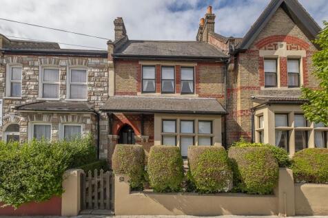 brightwell crescent 