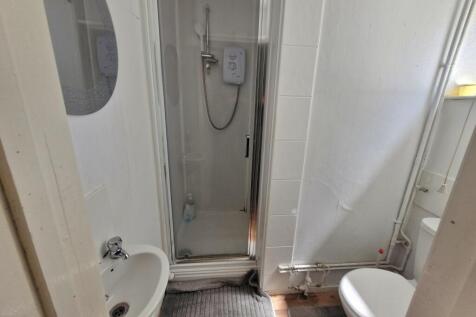 Room 1, Oxclose, Bretton, Peterborough, PE3 photo 5