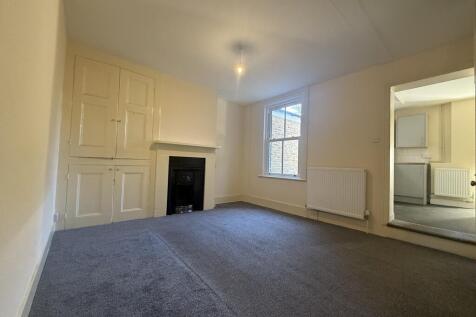 Gordon Terrace, Rochester, Kent, ME1 1SB photo 3