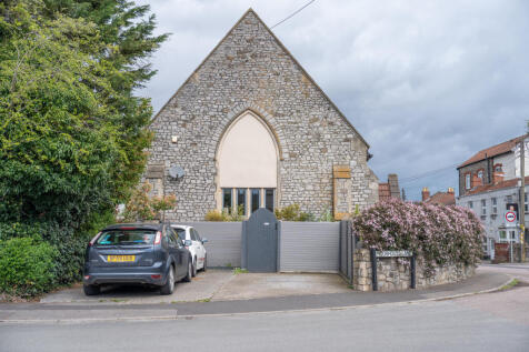 8 Pew Corner Externals