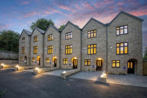 Whitgift Heights Front