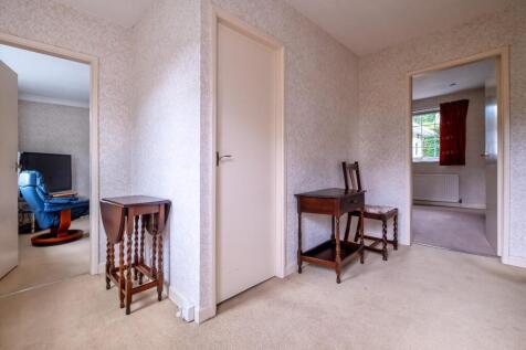 6 Willowdene Gardens (1 of 23).jpg