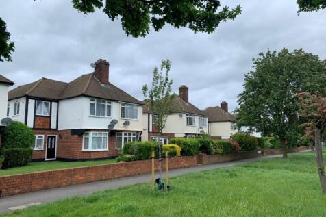 17-24 &amp; 29-32 Glyn Court, 633-647A London Road, Worcester Park, Sutton, SM3 9DF