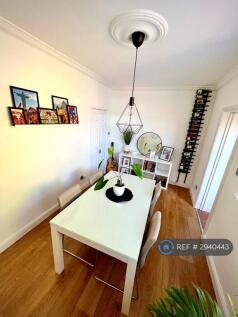 Prince Edward Avenue, Denton, Manchester, M34 photo 4