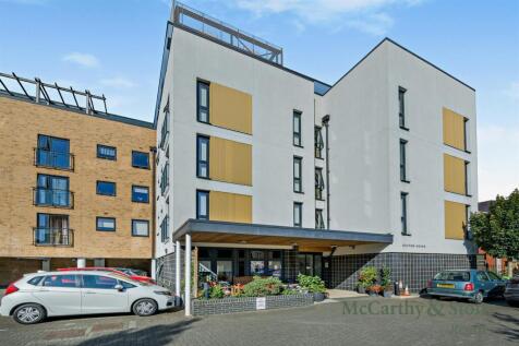8703097-exterior01-800.jpg