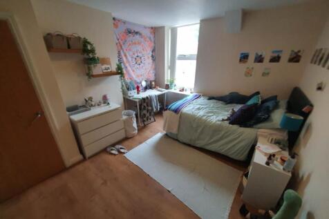 Colum Road, Cathays, Cardiff photo 5