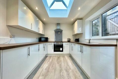 5-bed house on Welbeck Avenue, Plymouth, £550/mo