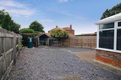 Low Maintenance Rear Garden