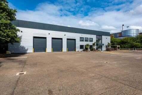 Woodside 36 Ext Aug 20243.jpg