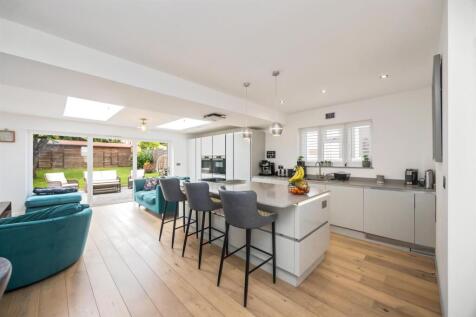 Fallowfield Cresecent 30 OPEN PLAN.jpeg