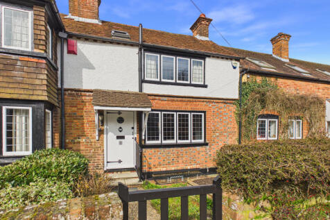 CAM01984G0-PR0564-STILL026