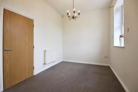 Oxfordshire Place, Warfield, Bracknell, Berkshire, RG42 photo 4