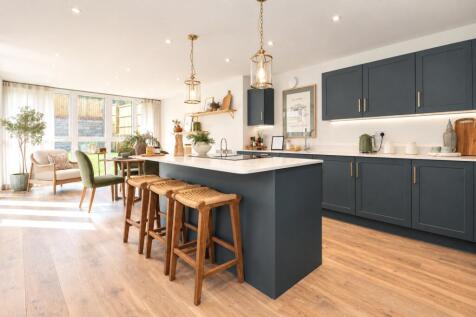Kitchen/Sun Room