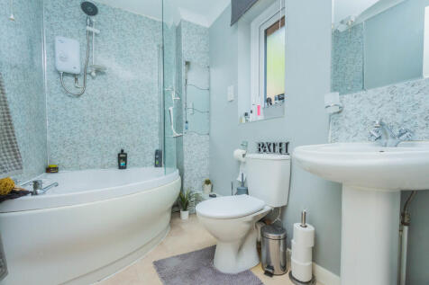 En- Suite Bathroo...