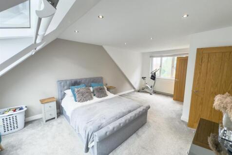 Prinicpal Bedroom Suite (6).jpg