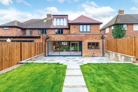 28 Oddesey Road, Borehamwood, Hertfordshire, WD6 5JP