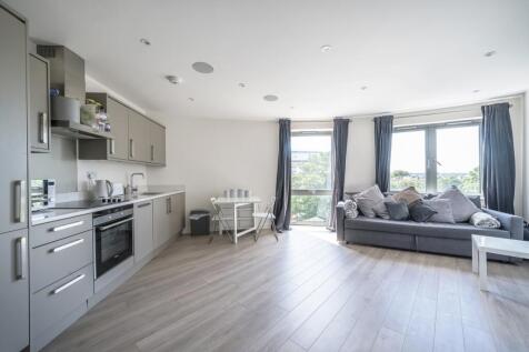 Observatory Court...